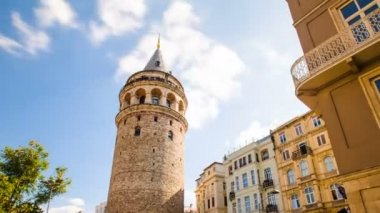 Galata Kulesi Istanbul Türkiye'de ' ünlü turistik yer Timelapse zoom