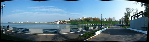 Vista do dique o Izhevsk — Fotografia de Stock