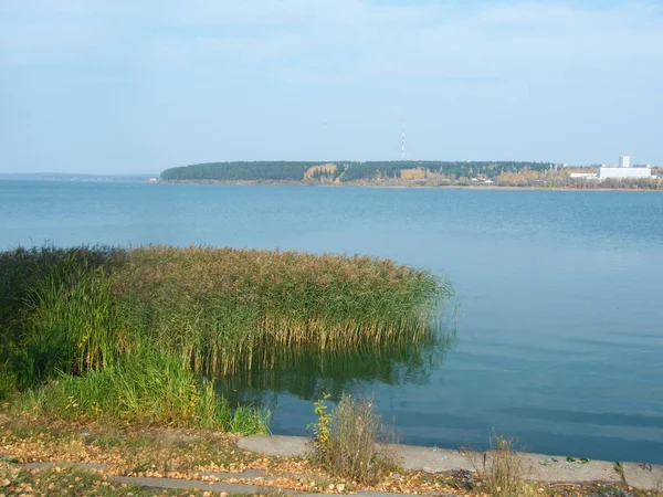 Vista do dique o Izhevsk — Fotografia de Stock