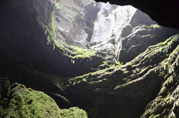 Caverna de Âmbar na Península da Crimeia — Fotografia de Stock