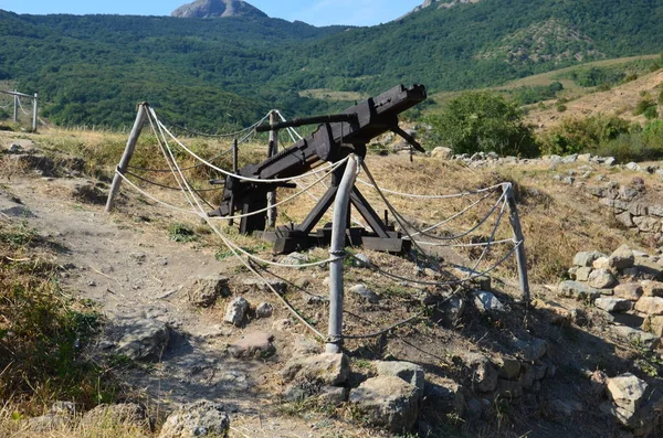 Ruins of the ancient fortress funa of the 6th century — Stock Photo, Image