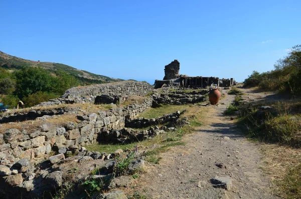 Ruins of the ancient fortress funa of the 6th century — Stock Photo, Image
