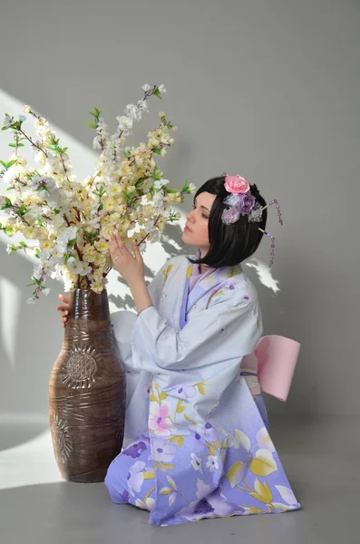 Menina em Yukata — Fotografia de Stock