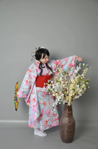 Chica en Yukata — Foto de Stock