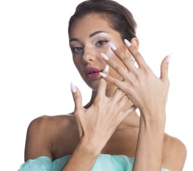 Makyaj. Güzel esmer kadın