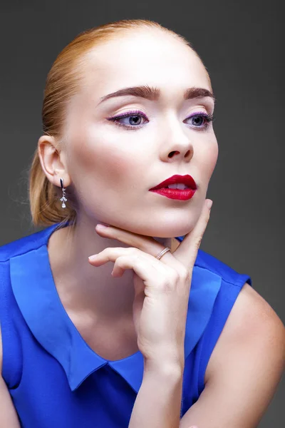 Make Up. Piękna Blondynka — Zdjęcie stockowe