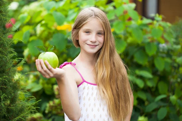 Picture of beautiful girl with green apple — Stock Photo, Image