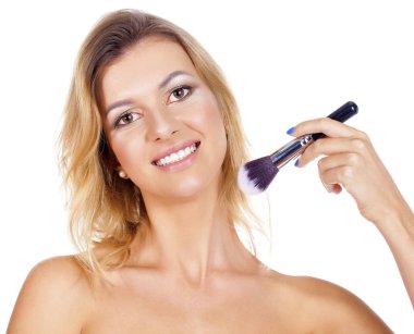 Makyaj. Güzel sarışın kadın