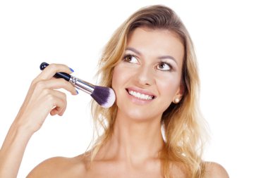 Makyaj. Güzel sarışın kadın