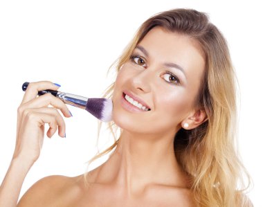 Makyaj. Güzel sarışın kadın