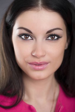 güzel genç mutlu kadın portresi 