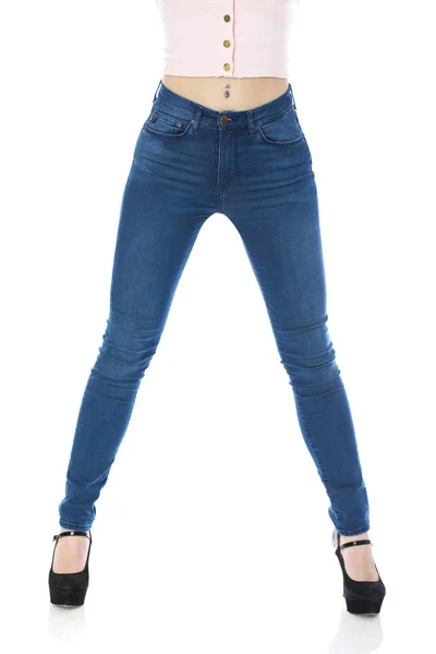 Vrouwelijk lichaam deel denim jeans — Stockfoto