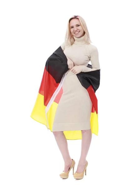 Ung kvinna håller upp en tydlig flagga Tyskland — Stockfoto