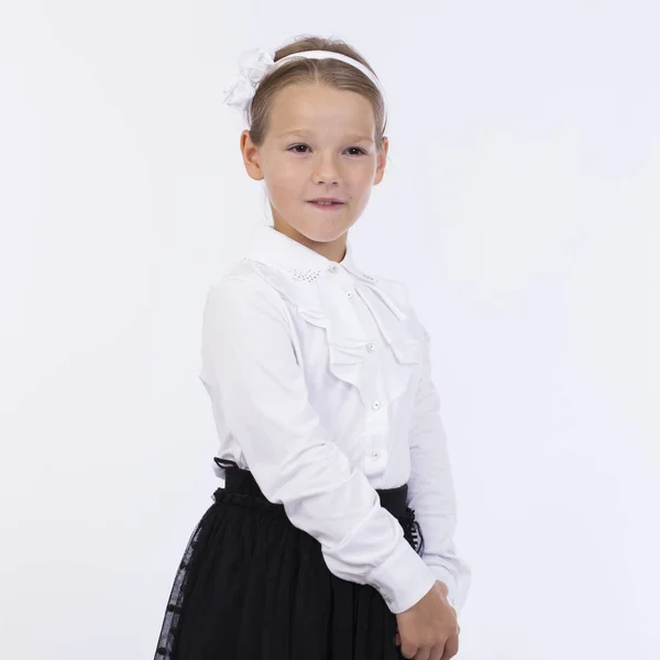 Glada blond liten flicka — Stockfoto