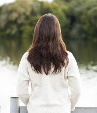 Esmer, saç güzellik modeli