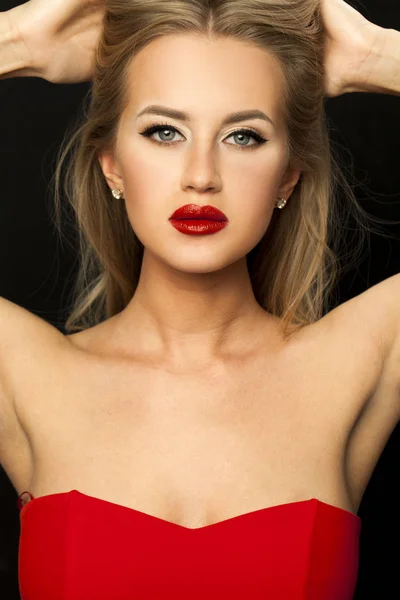 Make Up. Beautiful Blonde Woman — Stock Photo, Image