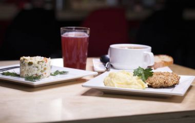 Karmaşık akşam yemeği - iş yemeği