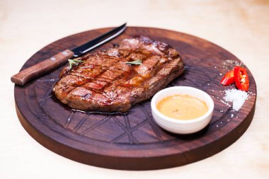 Restoran yemek - sığır eti biftek 