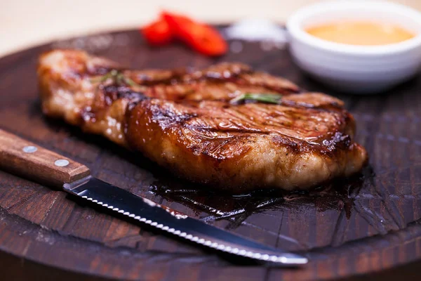 Plat restaurant - steak de boeuf — Photo