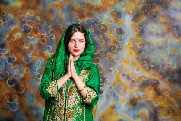 Beautiful fashion Indian woman portrait with oriental accessorie