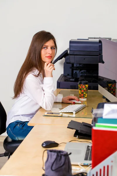 Jovem empresária — Fotografia de Stock