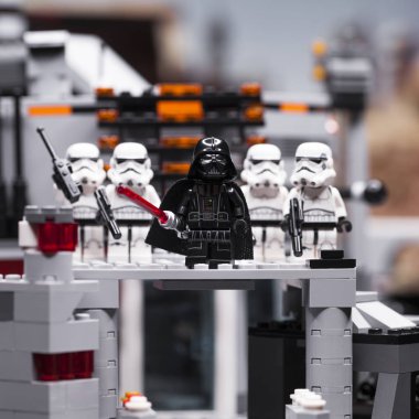 Rusya, 12 Nisan 2018. Oluşturucu Lego Star Wars. Darth Vader 