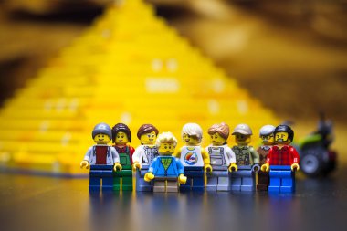 Modern çocuk Oluşturucu Minifigurki küçük insanlar. Grup 