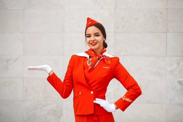 RUSSIA, SAMARA: 08 AUGUST 2019. Sexy stewardess dressed in offic — Φωτογραφία Αρχείου