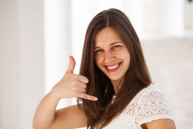 jest güzel kadın beni arama yapma