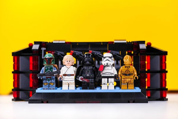 RUSIA, SAMARA, 18 de diciembre de 2019. Constructor Lego Star Wars. O —  Fotos de Stock