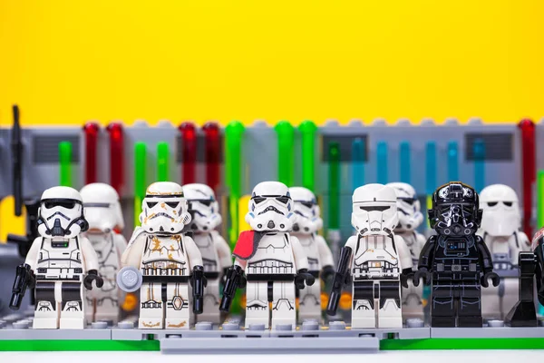 RUSIA, SAMARA, 18 de diciembre de 2019. Lego Star Wars. Mini-cifras — Foto de Stock