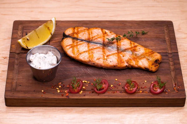 Restaurant Dishes Fried Salmon Steak — Stock Photo, Image