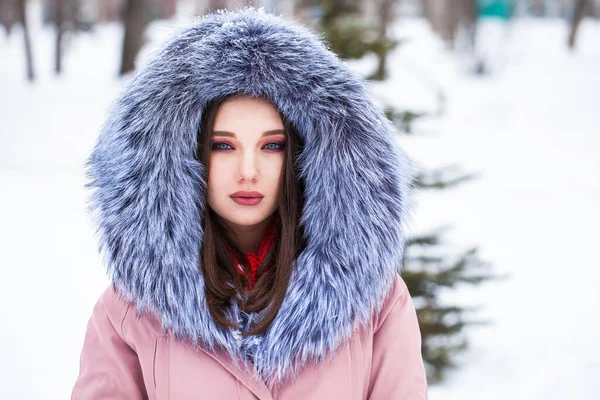 Female Make Beauty Portrait Young Beautiful Teenager Girl Fur Hood — 스톡 사진