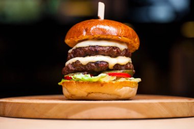 Restoran çanak - sığır hamburger, koyu ondoor