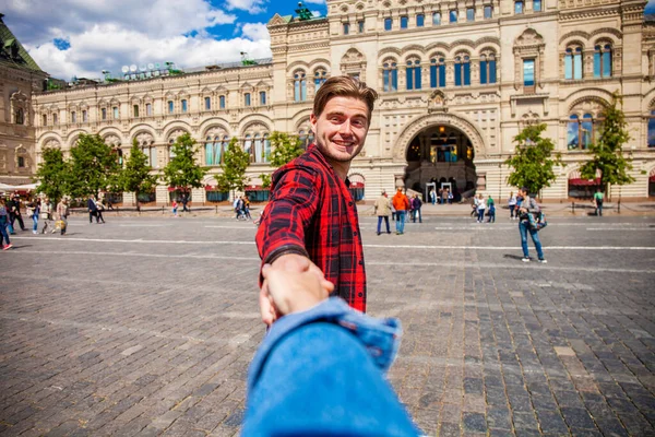 Follow Young Happy Man Pulls Guys Hand Red Square Russian — Stock Photo, Image