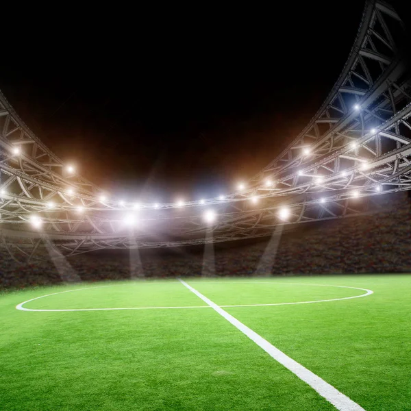 Stadion in der Nacht vor dem Spiel — Stockfoto