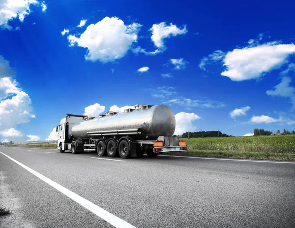 Big metal fuel tanker — Stock Photo, Image