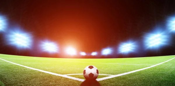 Stadio di calcio con luci luminose — Foto Stock