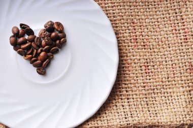 kalp şeklinde kahve çekirdekleri 