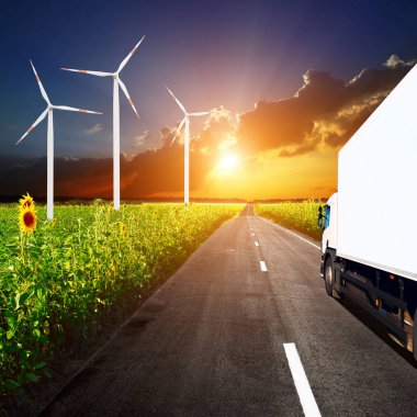 asfalt yol ile alanlar