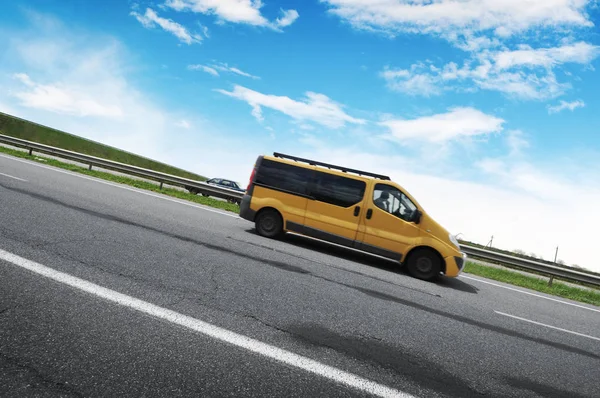 Yellow Van Car Countryside Asphalt Road Blue Sky White Clouds — 스톡 사진