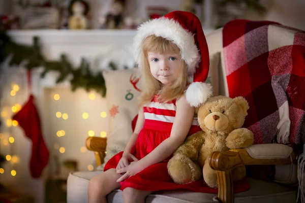 Little girl at christmas Eve — Stock Photo, Image