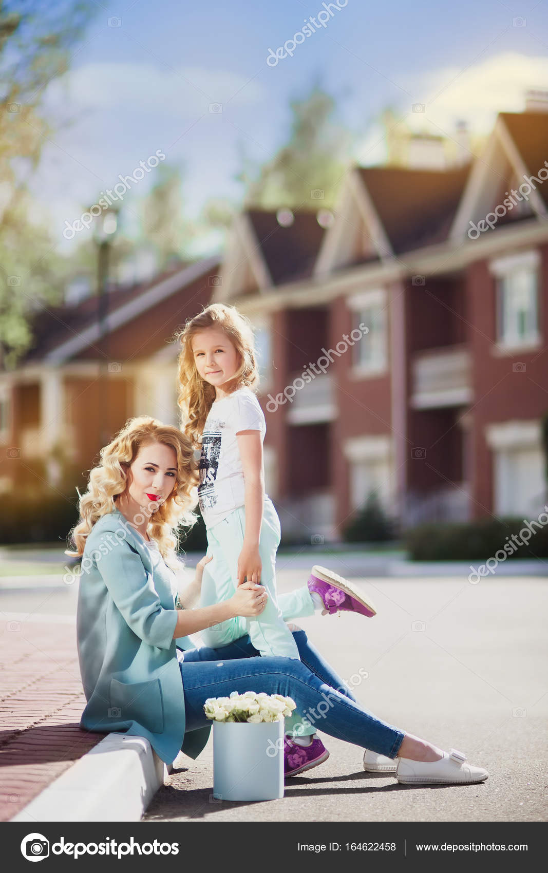 Фотосессия мамы и Дочки намулице