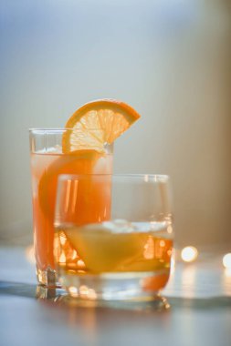 Açık renkli Alkol içkiler 