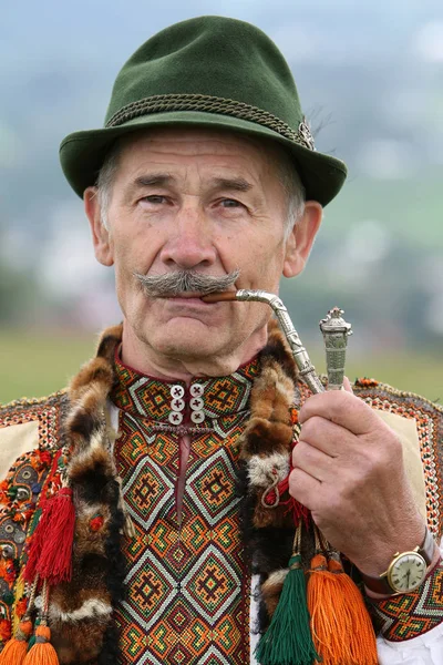 Alte ukrainische Hochländer gutsul — Stockfoto