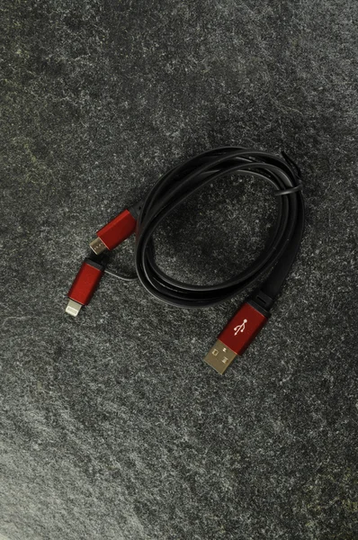 Usb 电缆充电器 — 图库照片