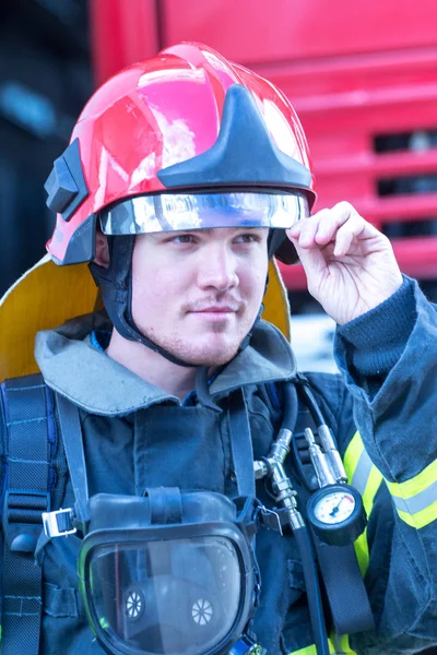 Portret van een brandweerman — Stockfoto