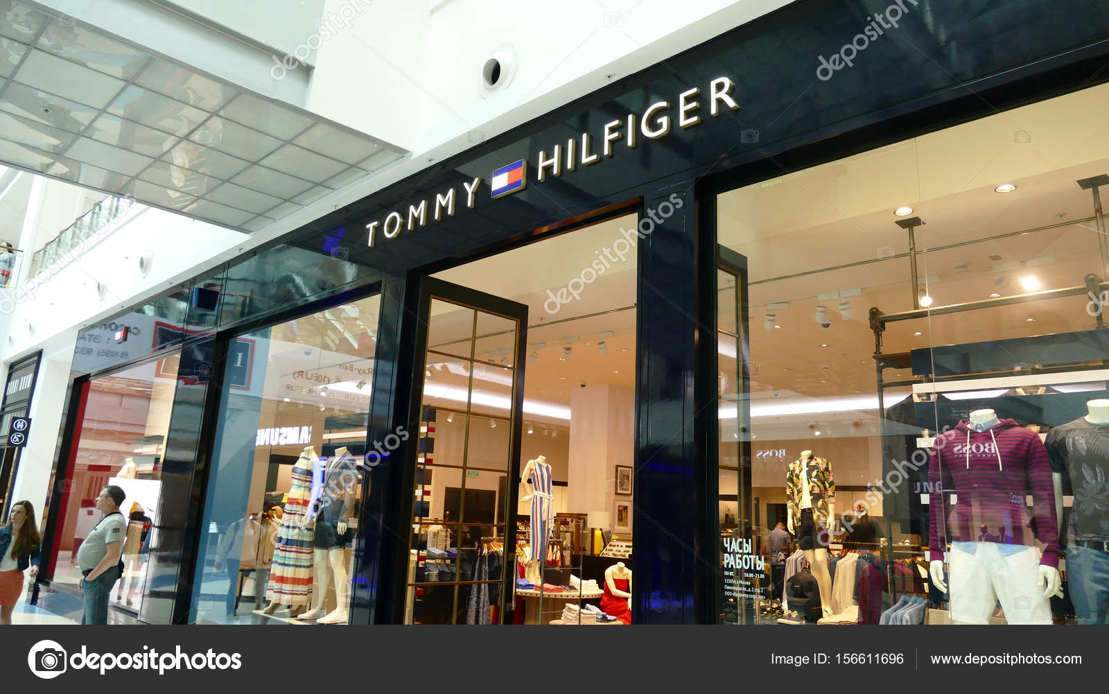 the mall tommy hilfiger