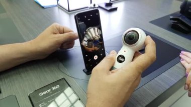 Yeni dişli Vr 360 sunumunu 2017 sürüm kamerada modern etkileşimli uzayda 