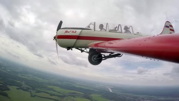 Russisches Flugzeug Der Luft Blick Von Der Kamera Auf Den — Stockvideo